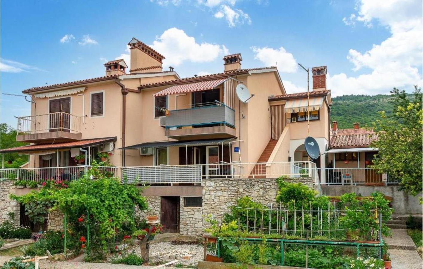 Apartman Ema 4+2 Коромачно Экстерьер фото