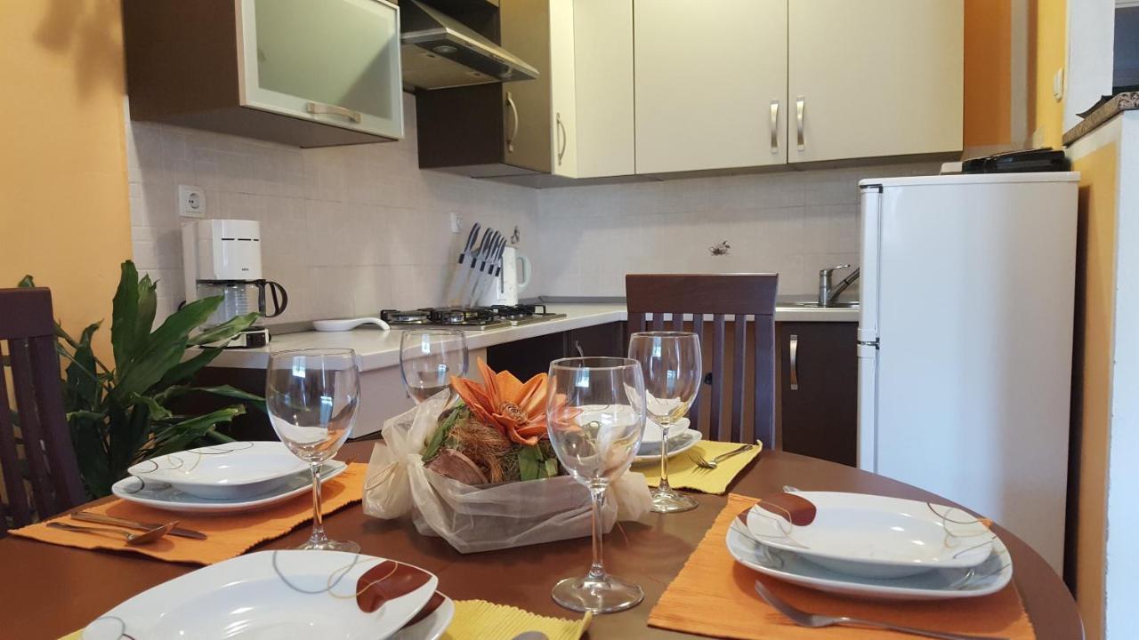 Apartman Ema 4+2 Коромачно Экстерьер фото